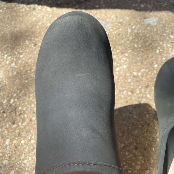 No 6 Clogs, Black suede, size 40 - Picture 8 of 9